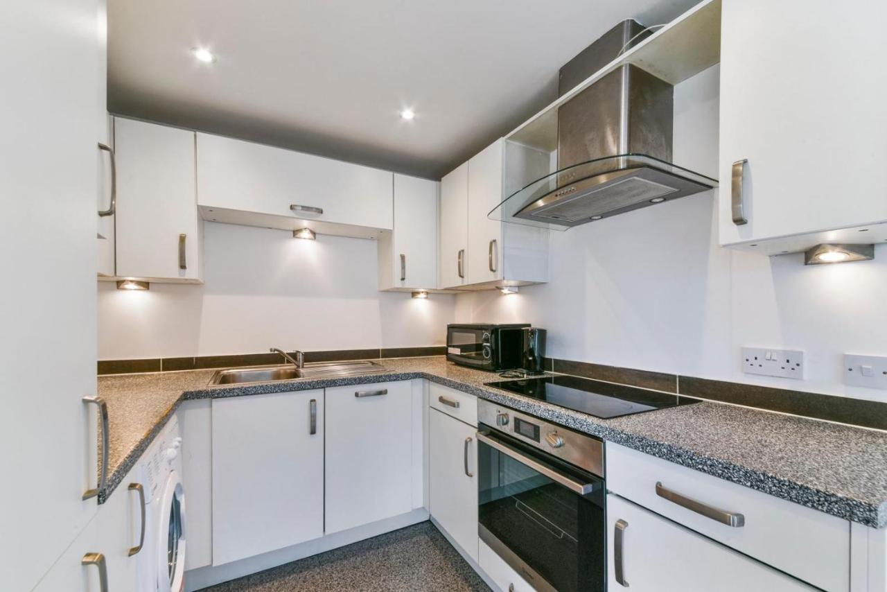 Apartment Amazing 2 Bedroom Flat In Canary Wharf *