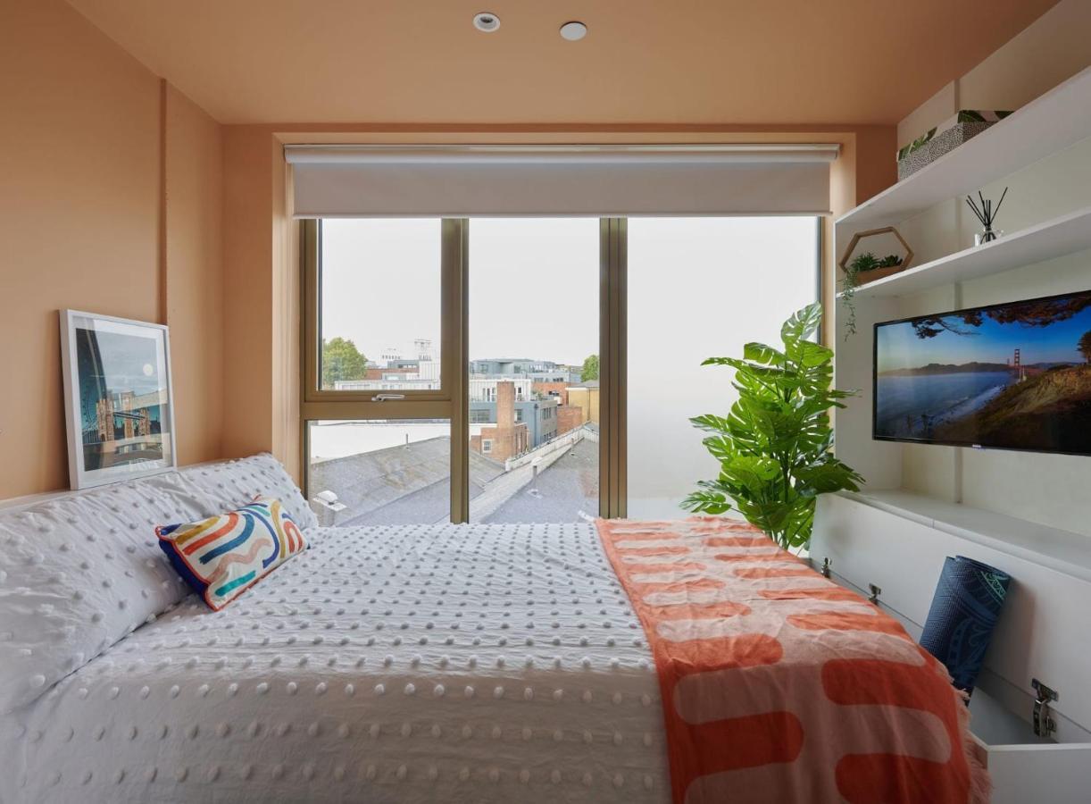 For Students Only Contemporary At View Bermondsey In Apartment