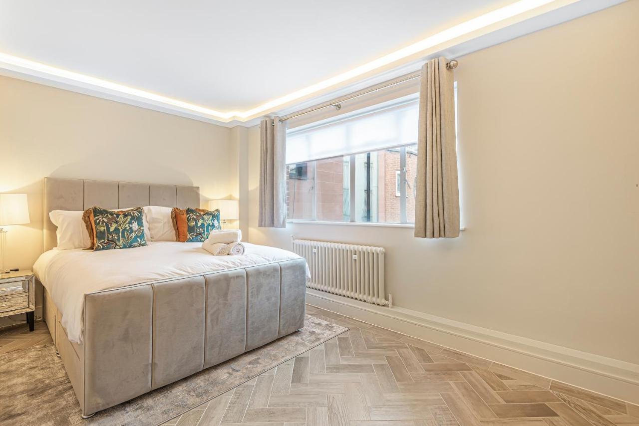 Modern 2Bd Flat With Ac And Private Balcony View Of Harrods Apartment