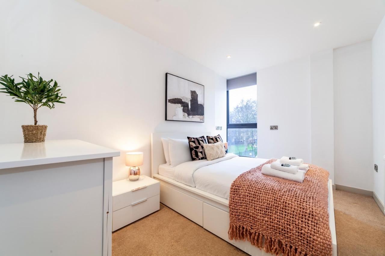 Immaculate 3br In Hackney Apartment *