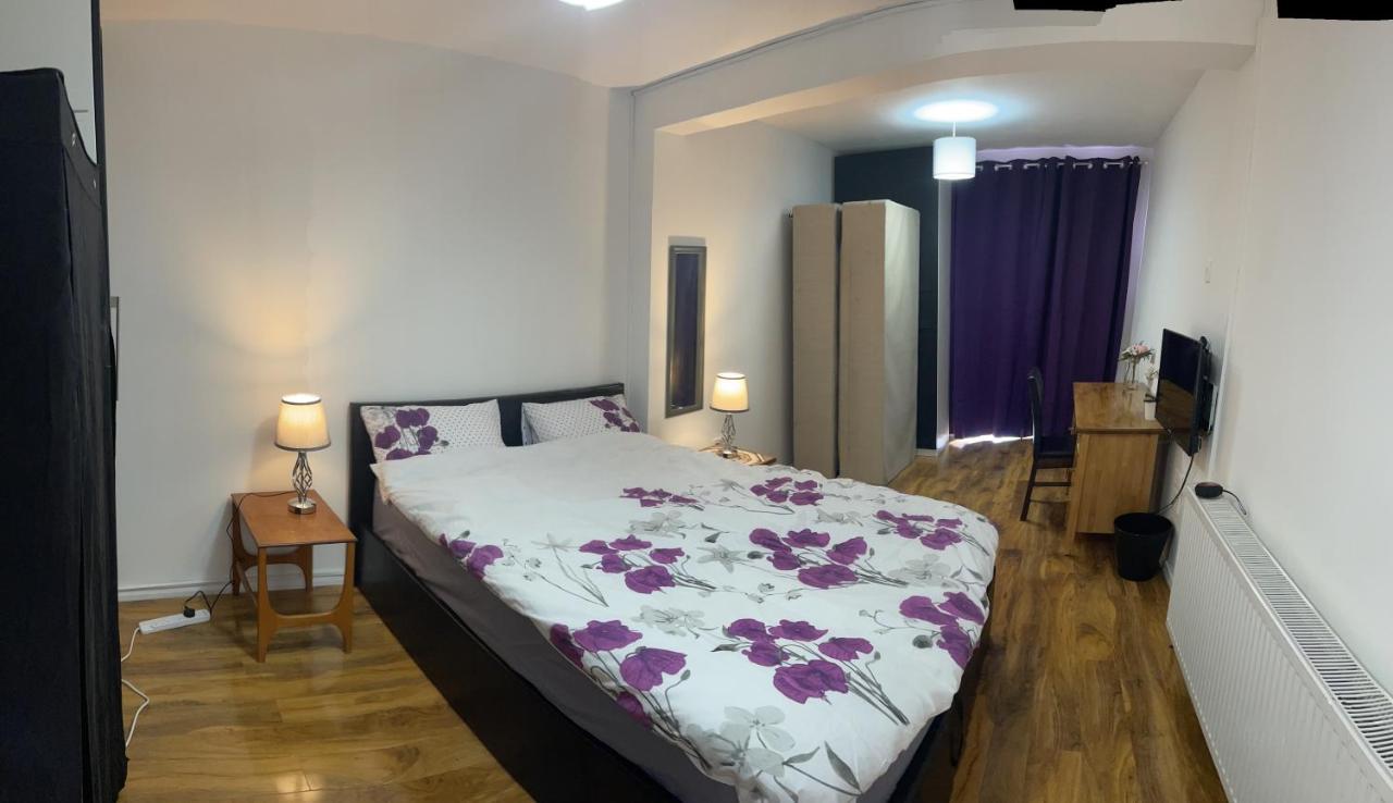 Casa de hóspedes Heathrow Limited