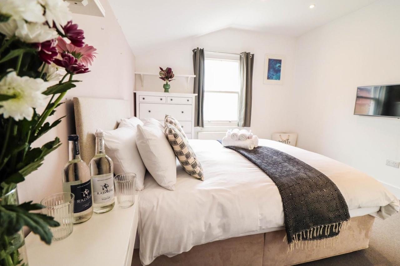 Apartment Modern & Spacious 1 Bedroom Clapham Junction Flat London