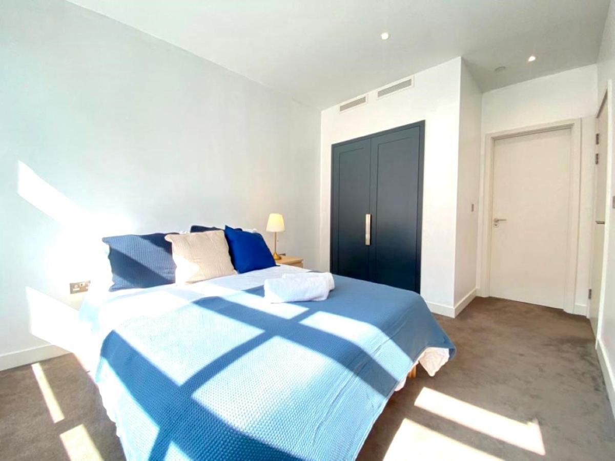 Excel Side Apartment London