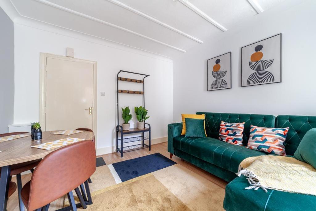 Apartment One Bedroom Flat In The Heart Of Brixton London