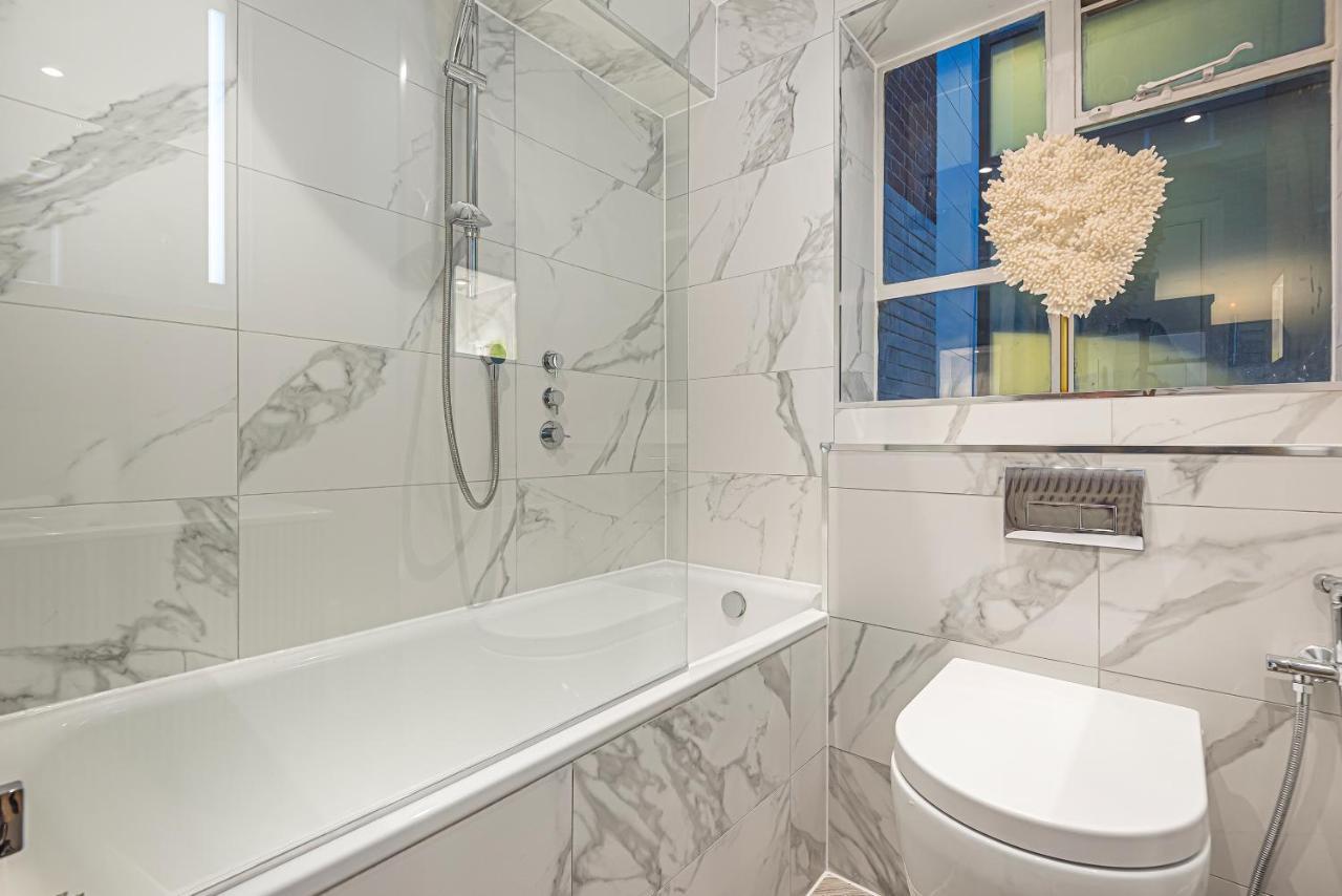 Luxury Living In Knightsbridge Balcony Views Of Harrods, 2br2ba With Ac Apartamento