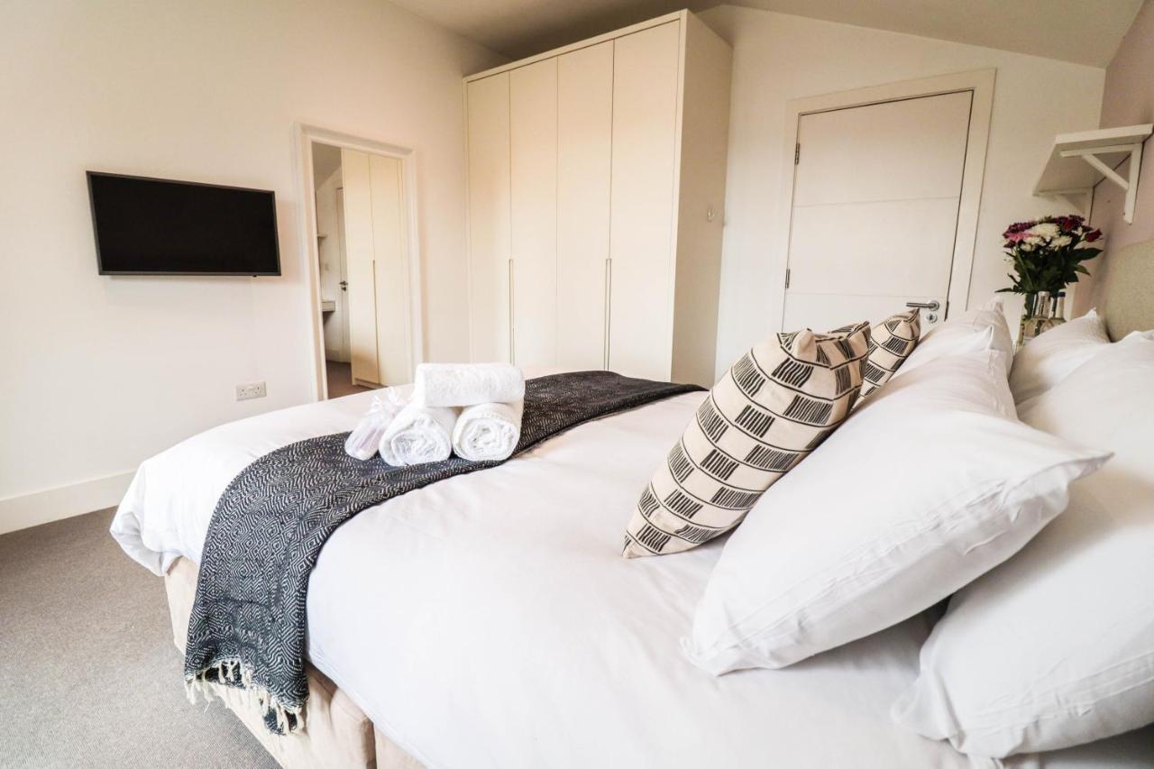 Apartment Modern & Spacious 1 Bedroom Clapham Junction Flat