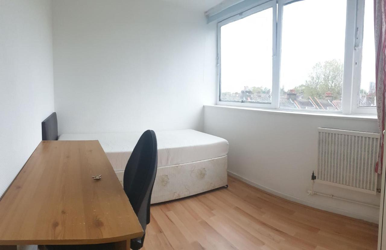 Privatunterkunft Elephant & Castle - Zone 2 - Private - Shared Bathroom *