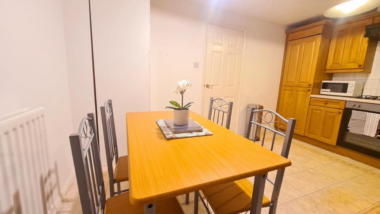 Homestay Private Double With Smart Tv In Greenwich