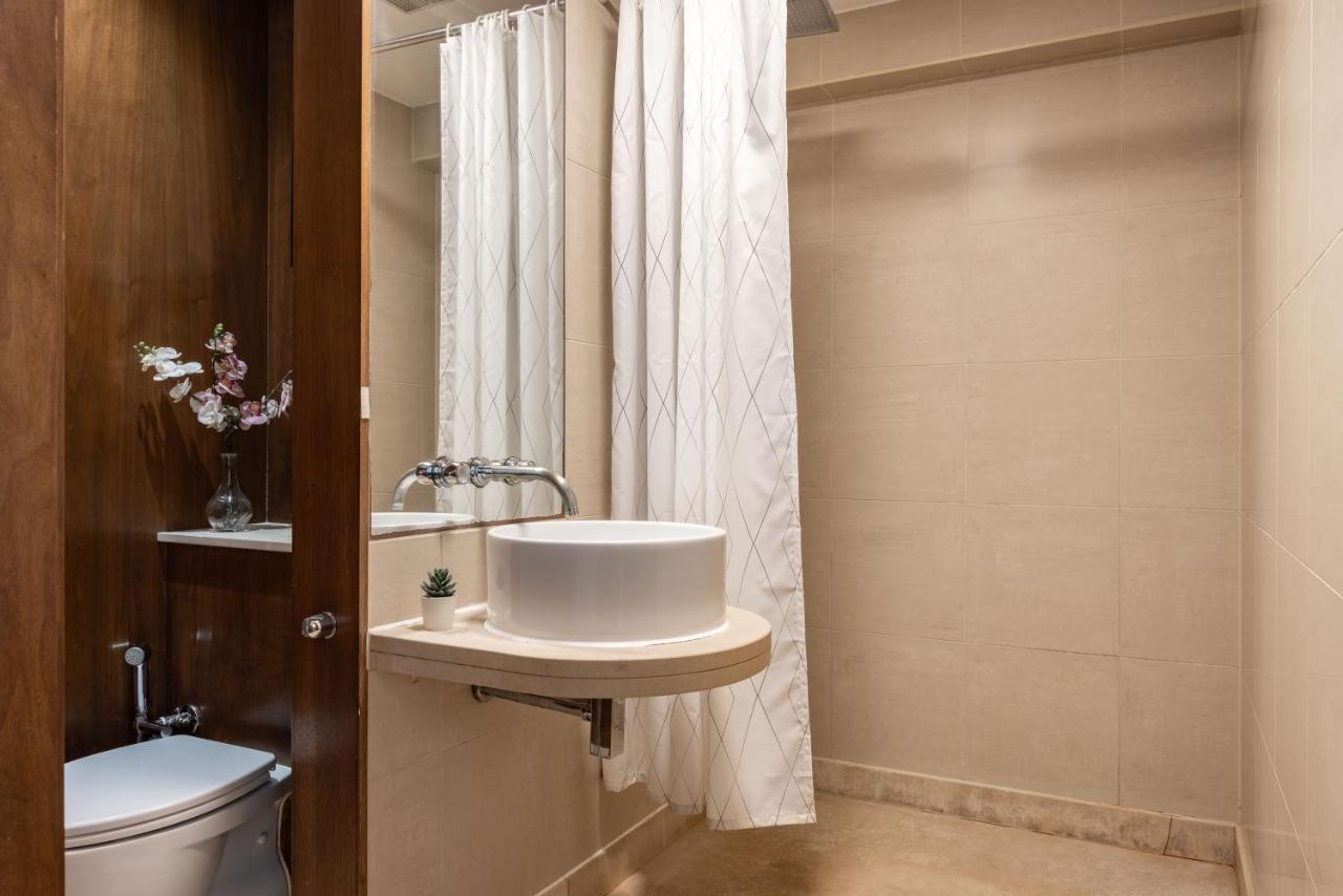 Knightsbridge Apartment London