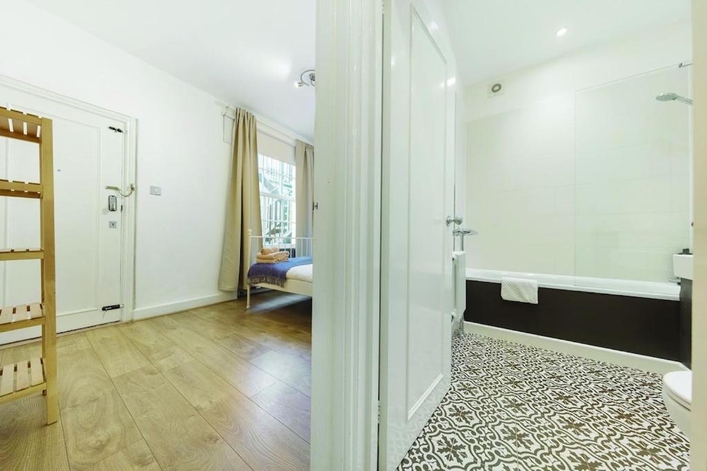 Apartment 3 Bedroom In Westminster London