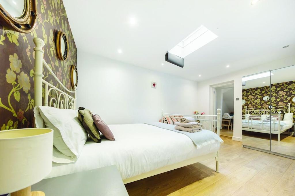 Apartment 3 Bedroom In Westminster *