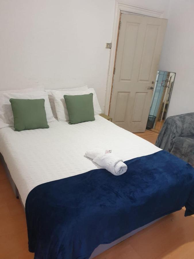 Balham, South Spacious F2, 6 Available Casa de hóspedes Londres