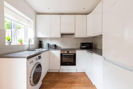Apartment Flat With Garden Wpra