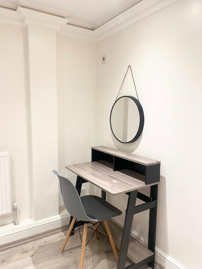 Holiday home Stylish 3-bedroom Flat In Prime Location *