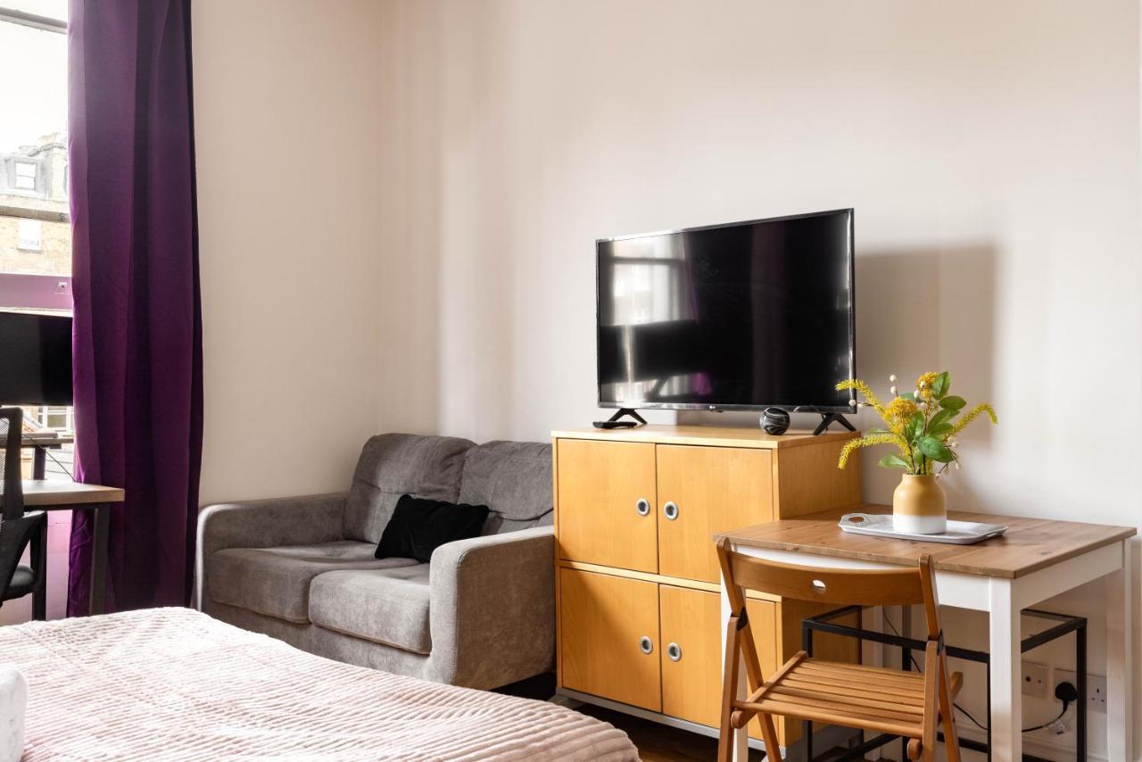 South Kensington Courtfield Gardens studio