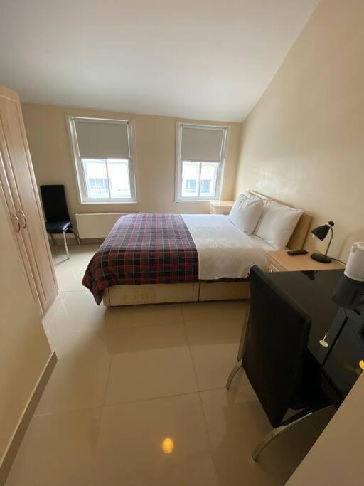 To Let In Covent Garden With Kitchen London