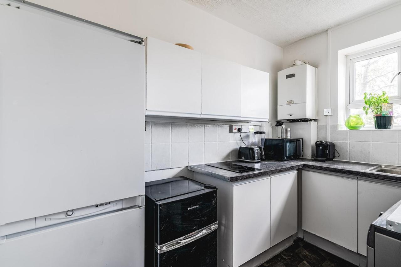 Apartment Astonishing Two Bedroom In Nelson London