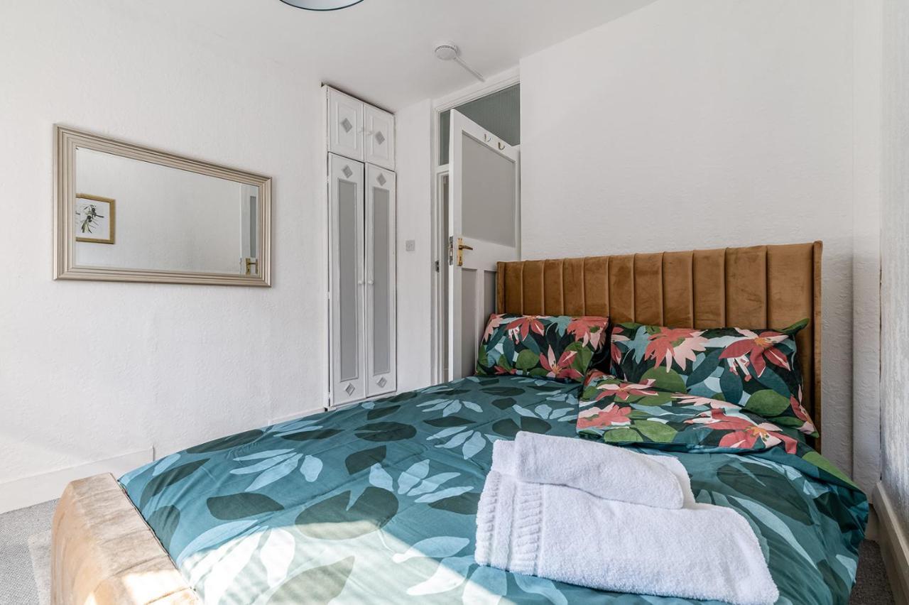 Apartment Astonishing Two Bedroom In Nelson *