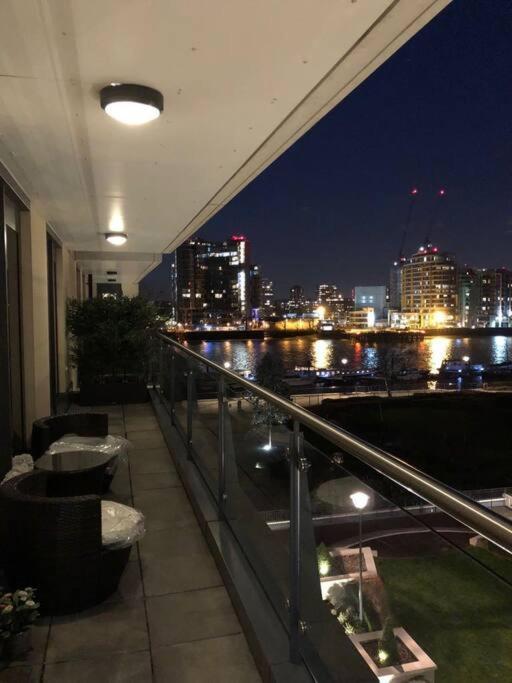 Newly Furbished Chelsea Flat Next To Thames * Londres
