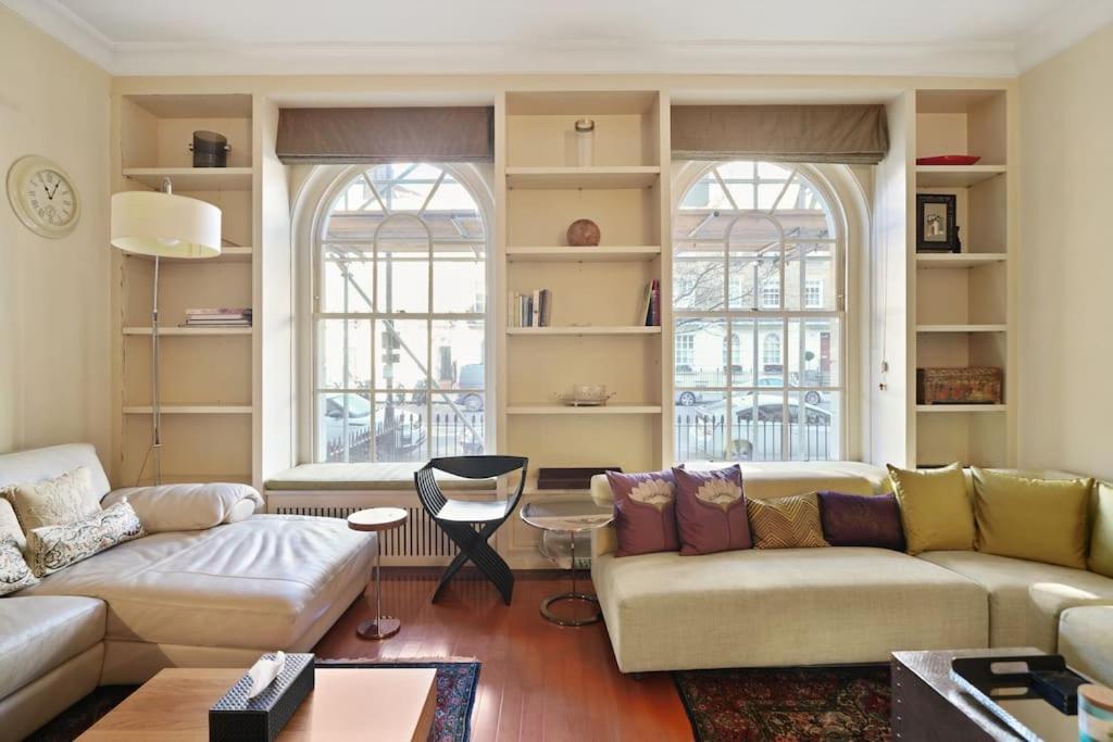 Three Bedroom In Sloane Square * London