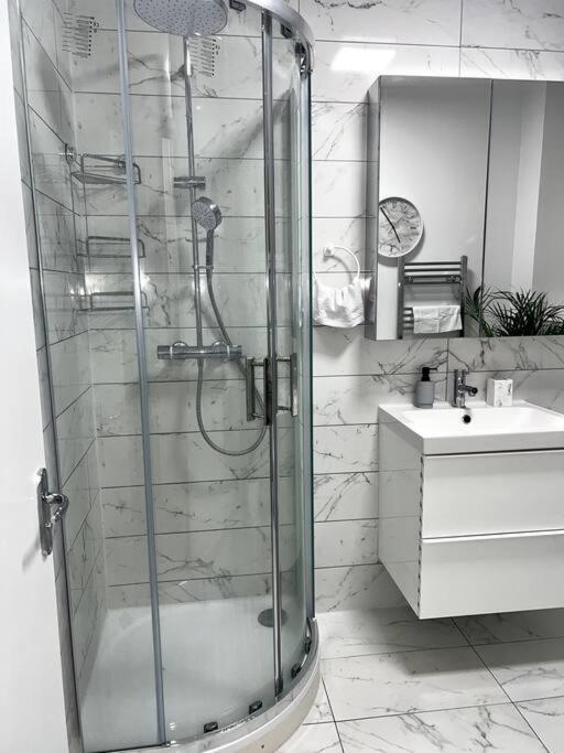 2 Bedroom Flat In Vauxhall, Apartment *