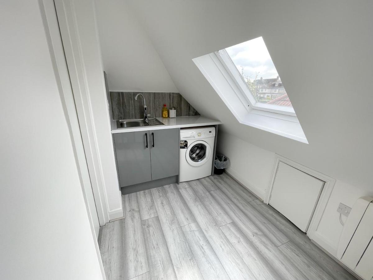 Cosy Bright Close To Wembley Stadium Apartment London