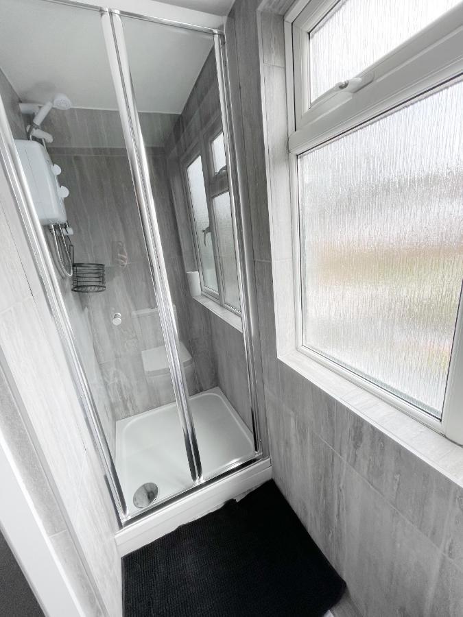 Cosy Bright Close To Wembley Stadium Apartment *