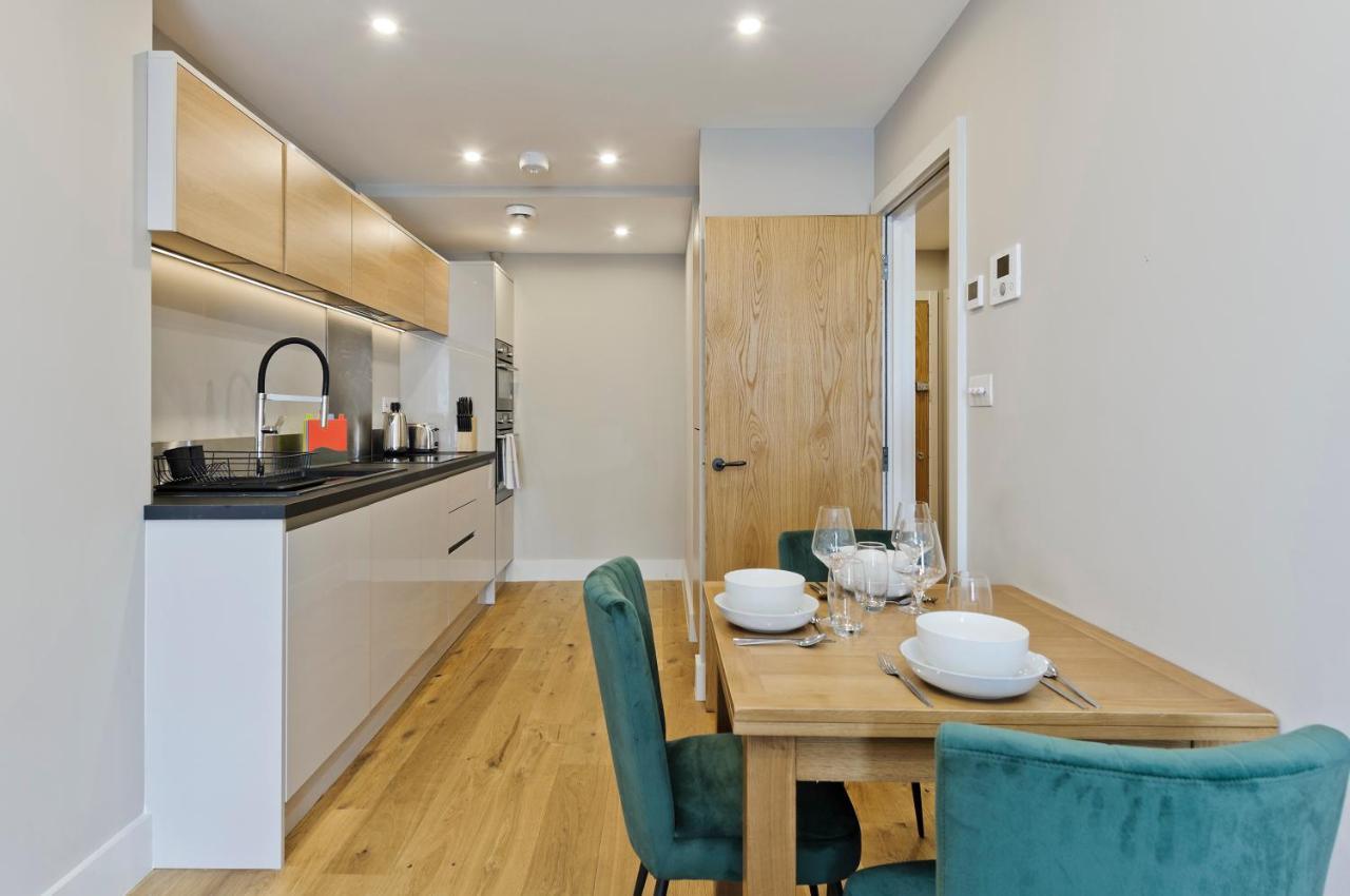 Immaculate New In Chelsea By Underthedoormat * London