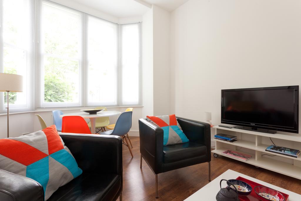 118 Brondesbury Road Apartment
