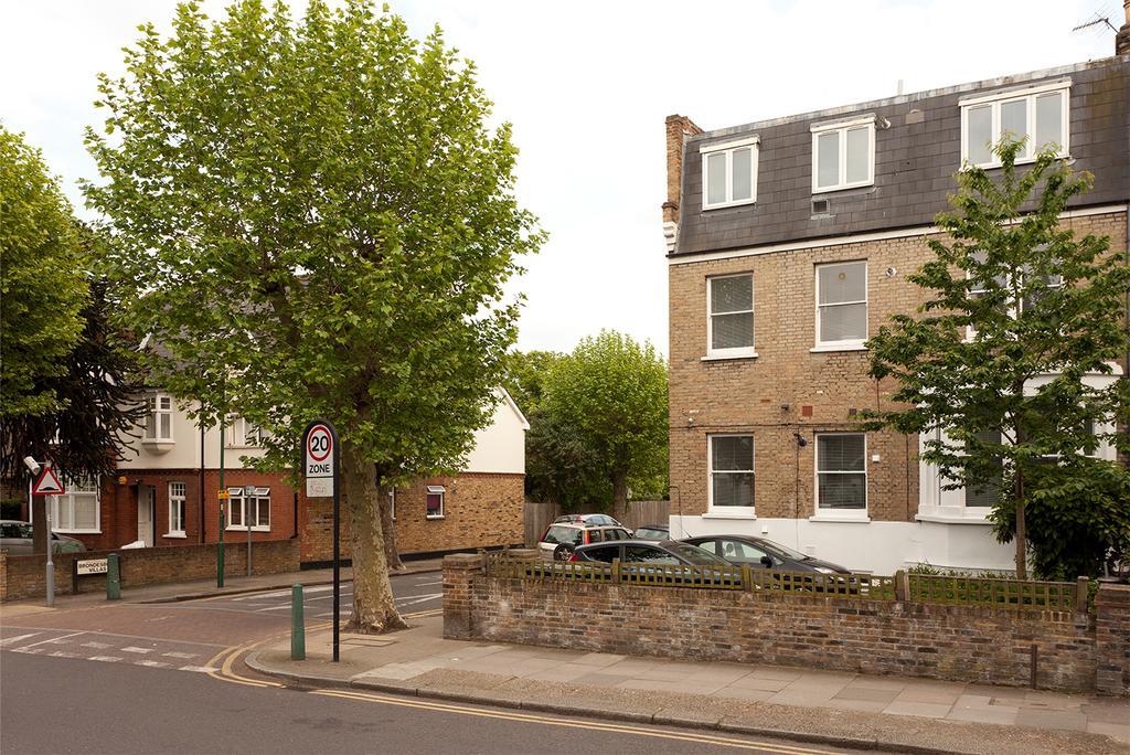Apartment 118 Brondesbury Road