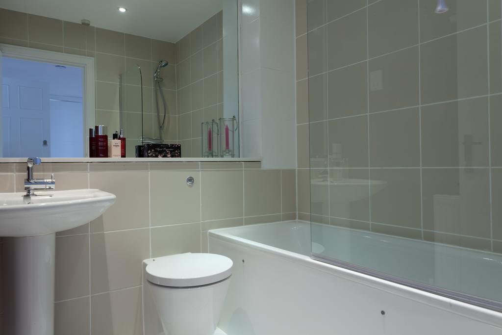 118 Brondesbury Road Apartment London