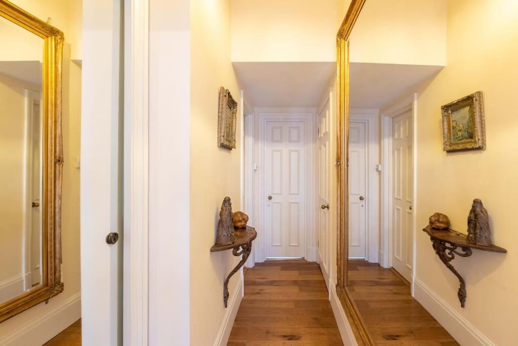 Golborne Road 3 Bedrooms Antique Rooftop Terrace Flat Apartment London