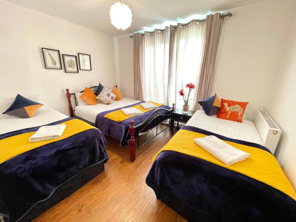 Apartamento Stratford Luxury House: Spacious Garden Retreat Near Westfield Londres