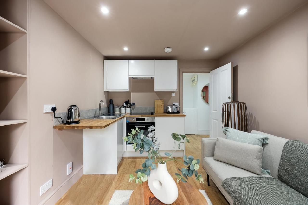 Parkhurst By Hiatus Concierge Apartment London