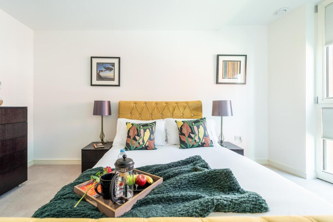 Luxury Riverview Greenwich 2bed Apt- Sleep 6 Guests-5min From 02 Arena- Playstation 4 Provided London