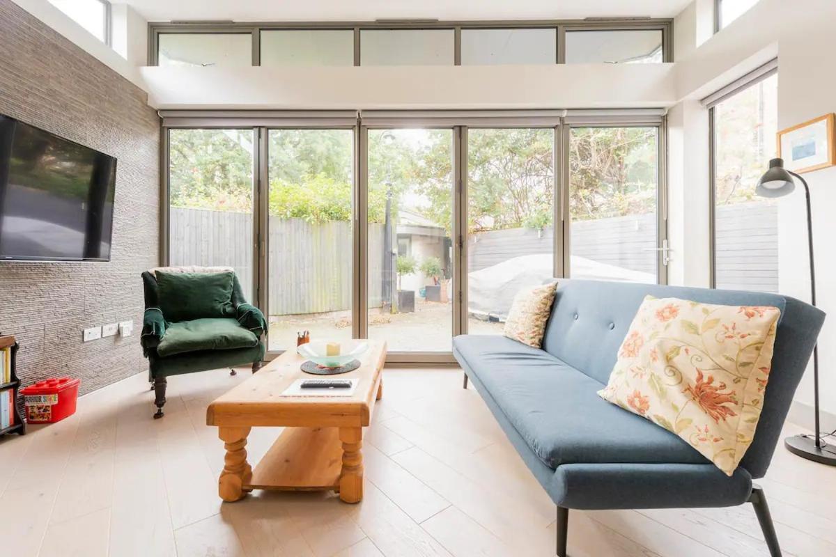 The House - Crouch End * London