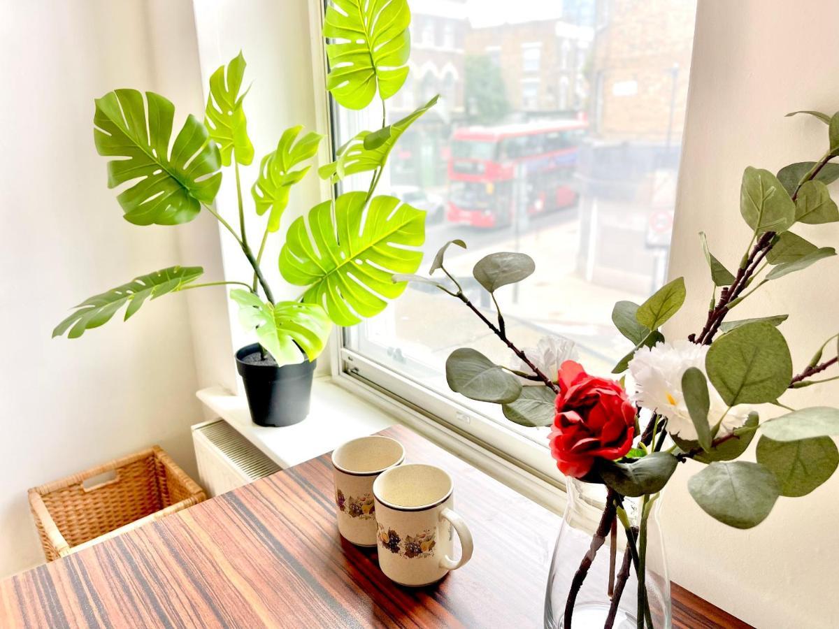 Archway Station Big Bedroom Flat * London