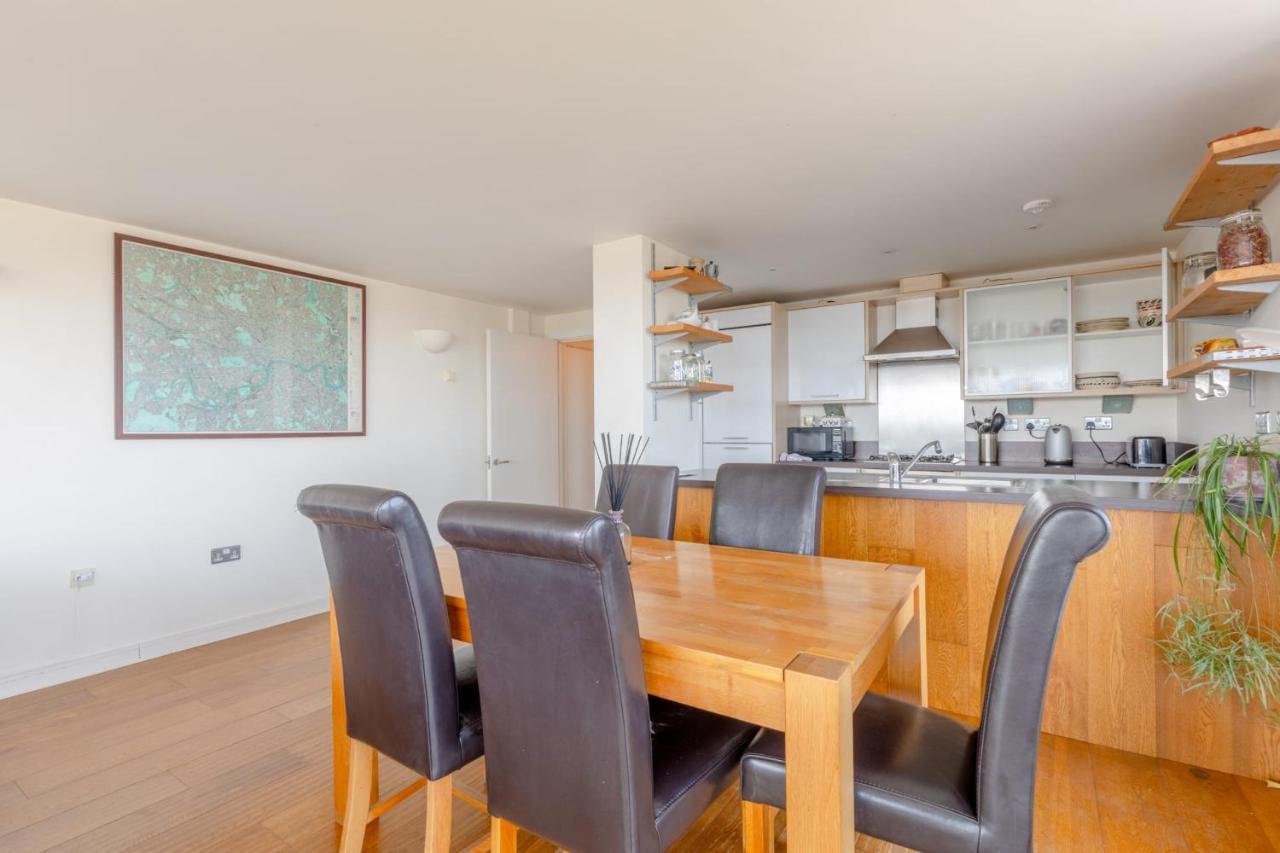 Apartment Lovely 2bd Flat With Balcony - Stoke Newington London