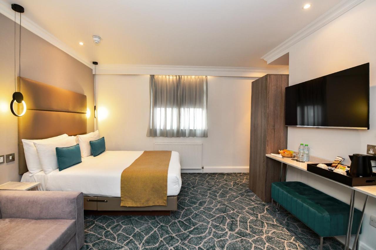 Hotel Queens Park 3*