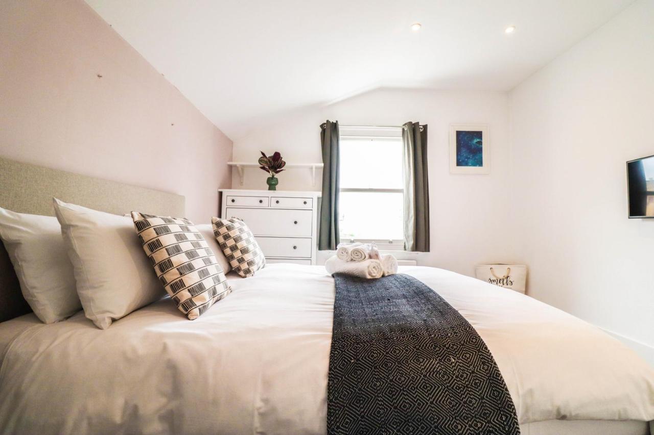 Apartment Modern & Spacious 1 Bedroom Clapham Junction Flat