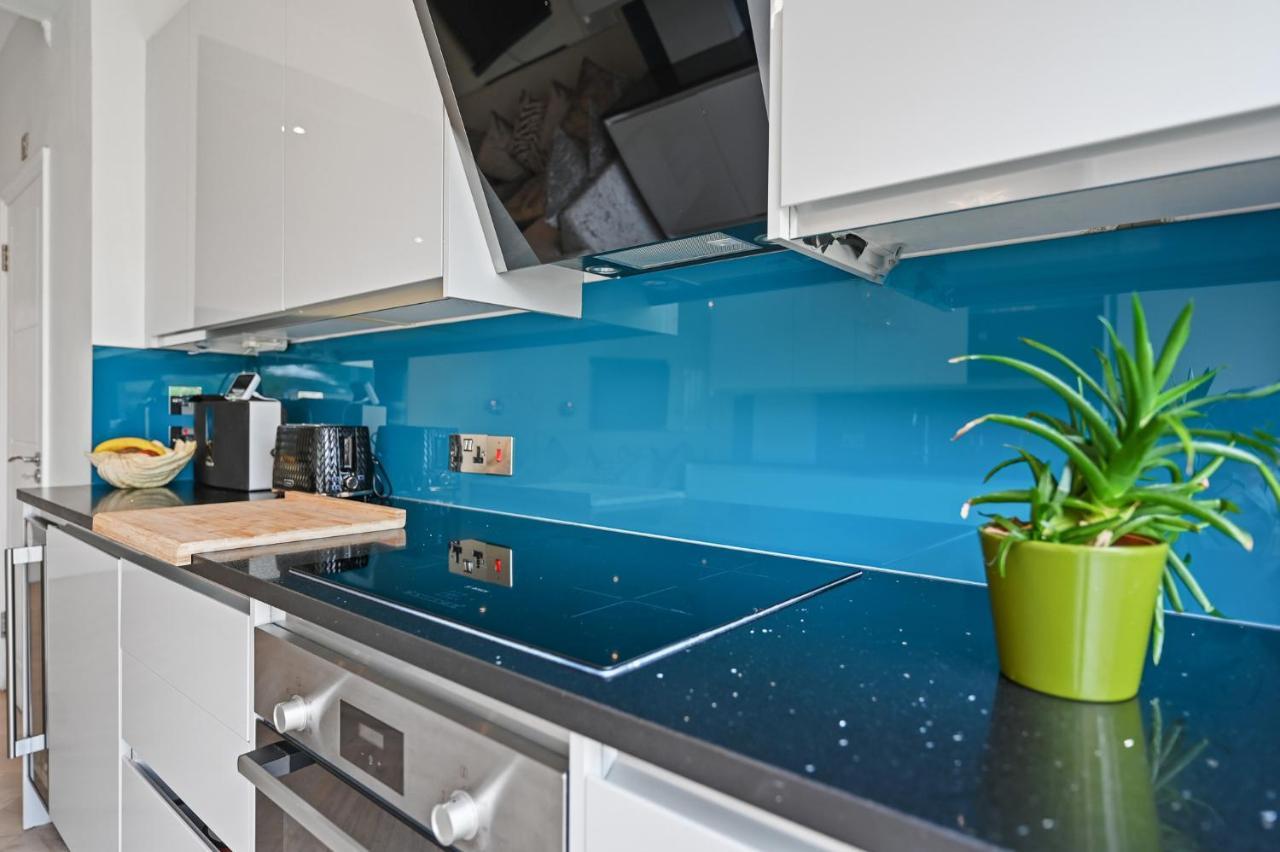 Wembley Luxury Residence- Opulence House London