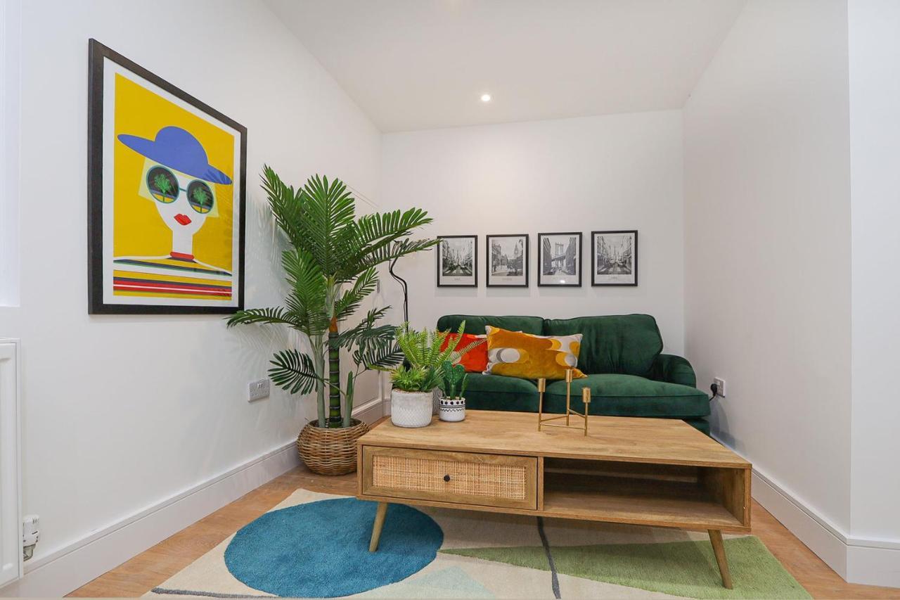 The Secret, 1 Bed Flat With Patio - Zone 2 Apartamento