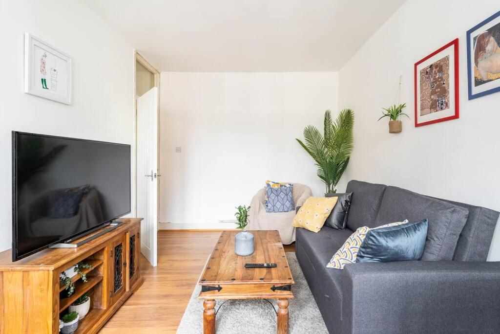 Apartment Cozy In *