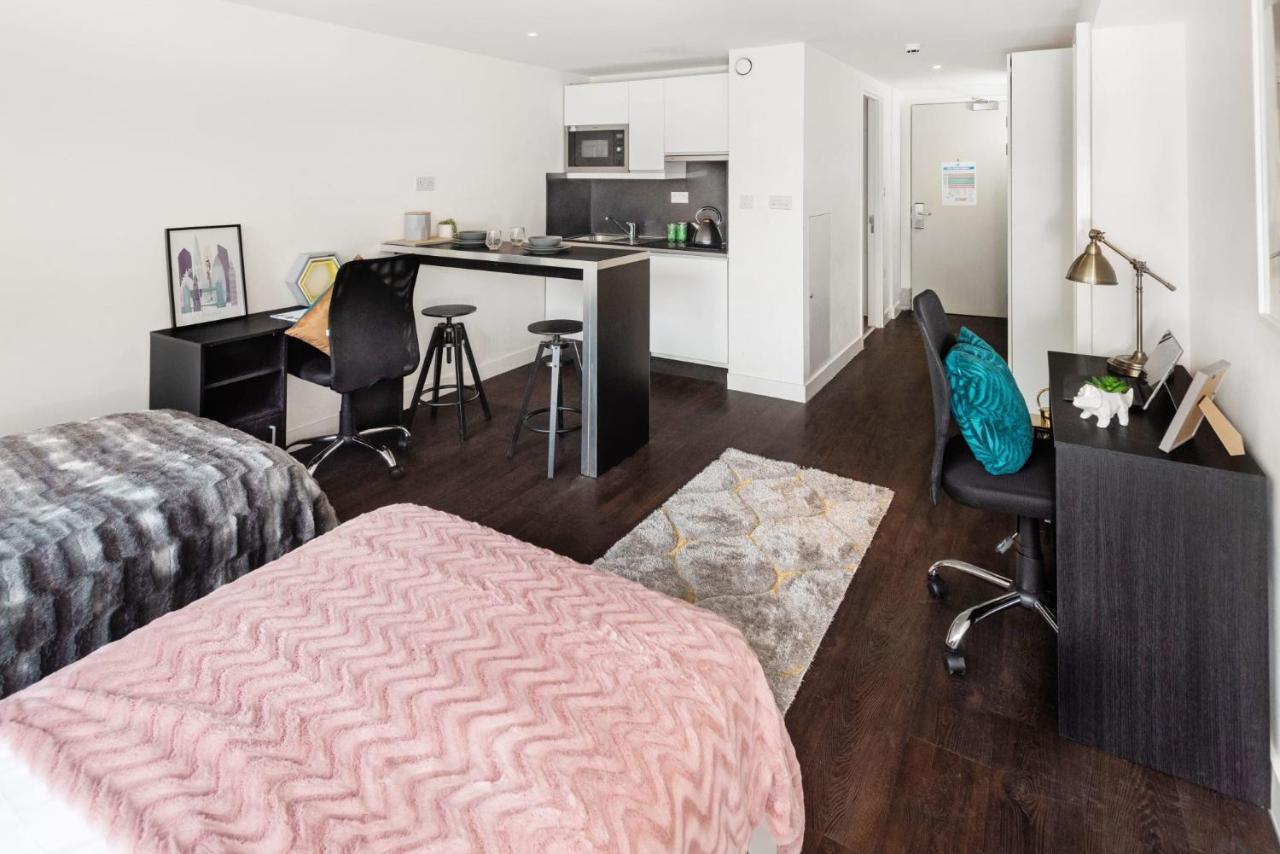Chapter Aldgate Apartment *