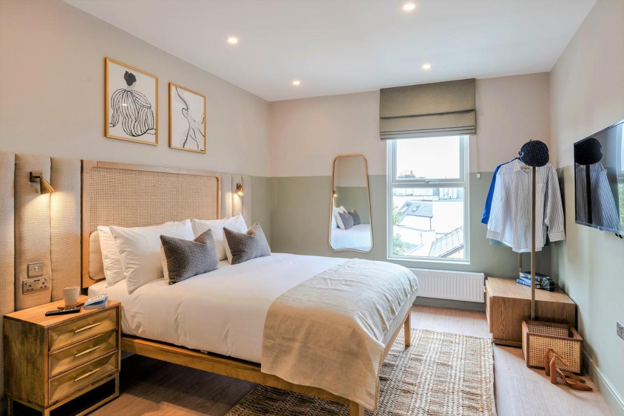 Shepherds Bush - Your Apartamento