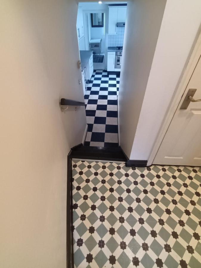 Apartment 3 Bed Lovely Garden Flat Wandsworth