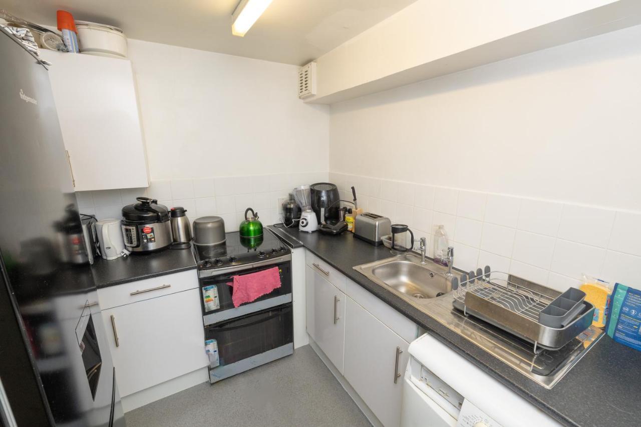 Peaceful With Led Lights & Secluded Garden Space Apartment