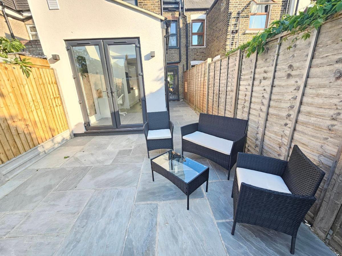 Apartamento Spacious 4br House, London, Sleeps 9, Parking Available *