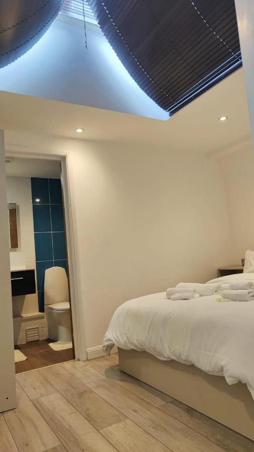 Apartment Printers Yard London