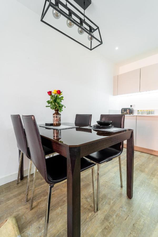 Luxury Riverview Greenwich 2bed Apt- Sleep 6 Guests-5min From 02 Arena- Playstation 4 Provided Apartment *